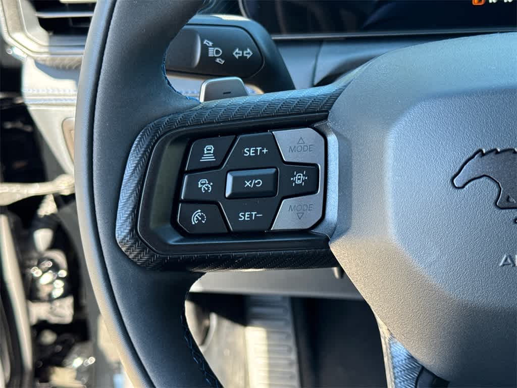 2025 Ford Mustang Dark Horse