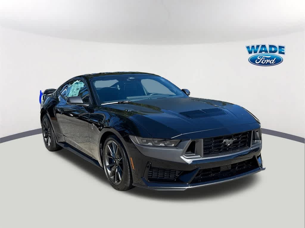 2025 Ford Mustang Dark Horse