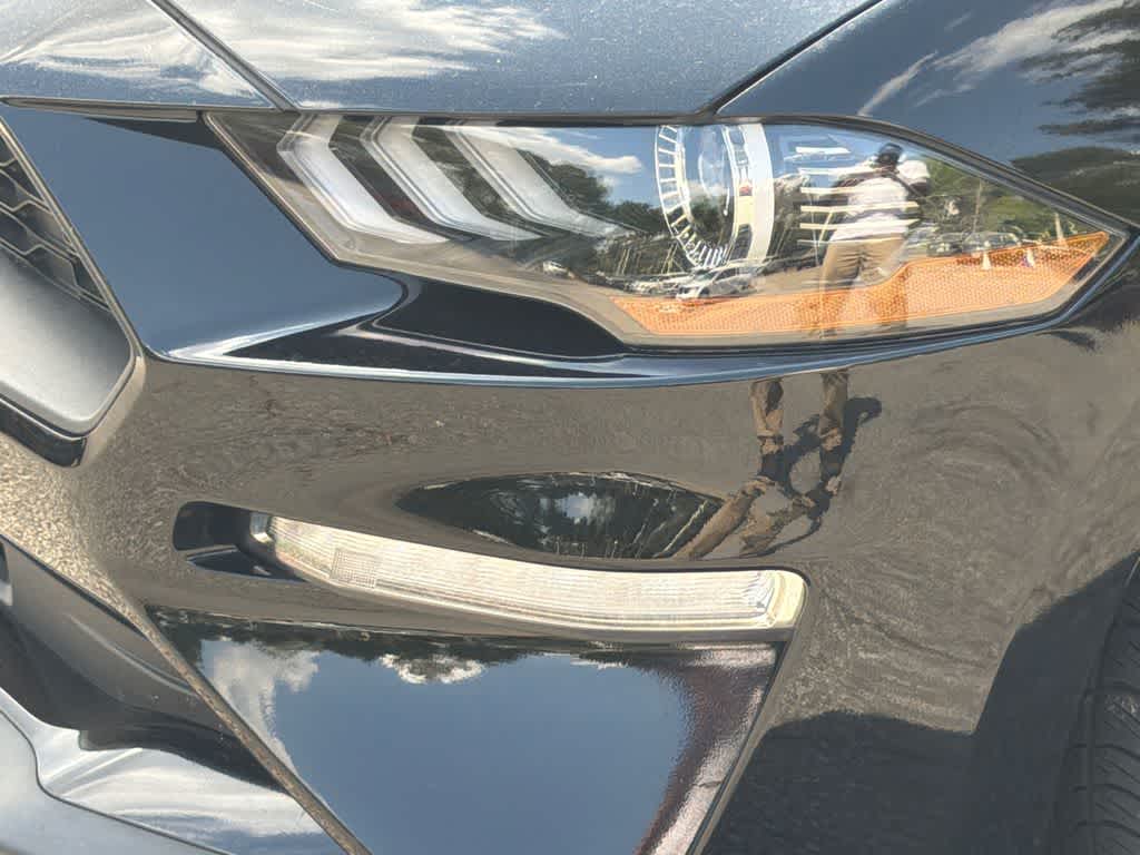 2021 Ford Mustang EcoBoost