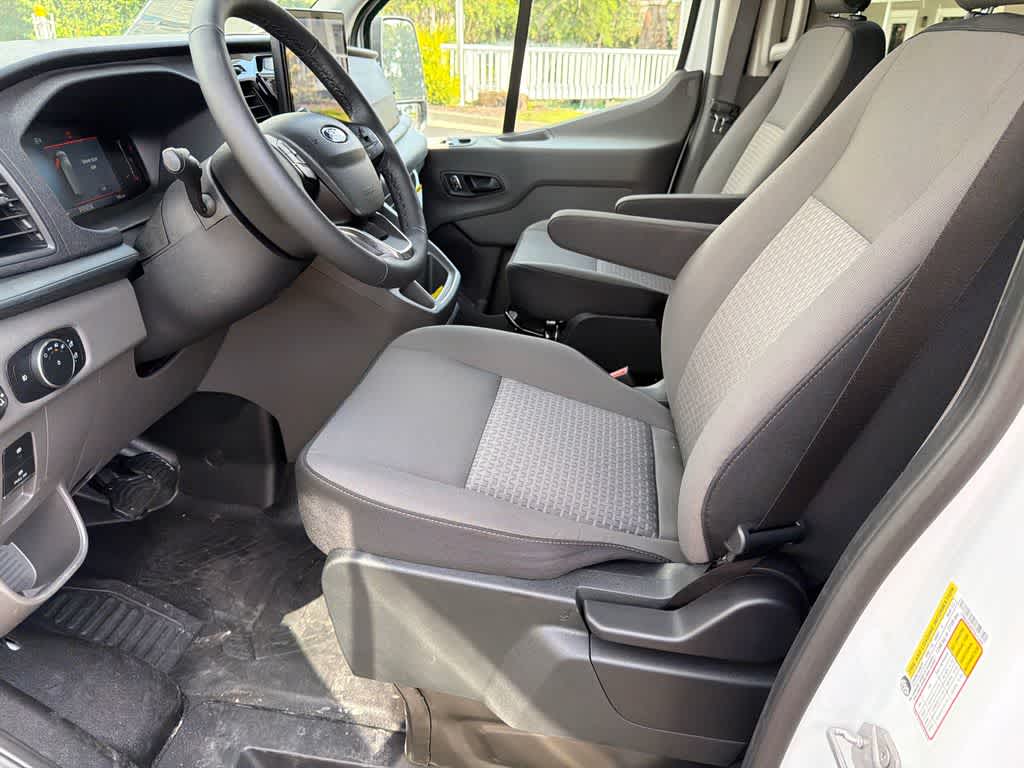 2026 Ford Transit Passenger Wagon XLT