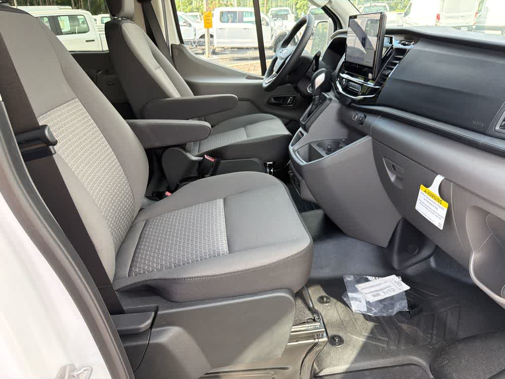 2026 Ford Transit Passenger Wagon XLT