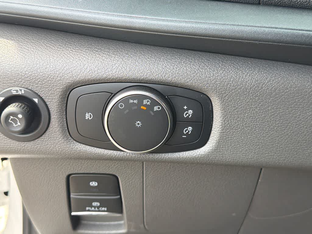 2026 Ford Transit Passenger Wagon XLT