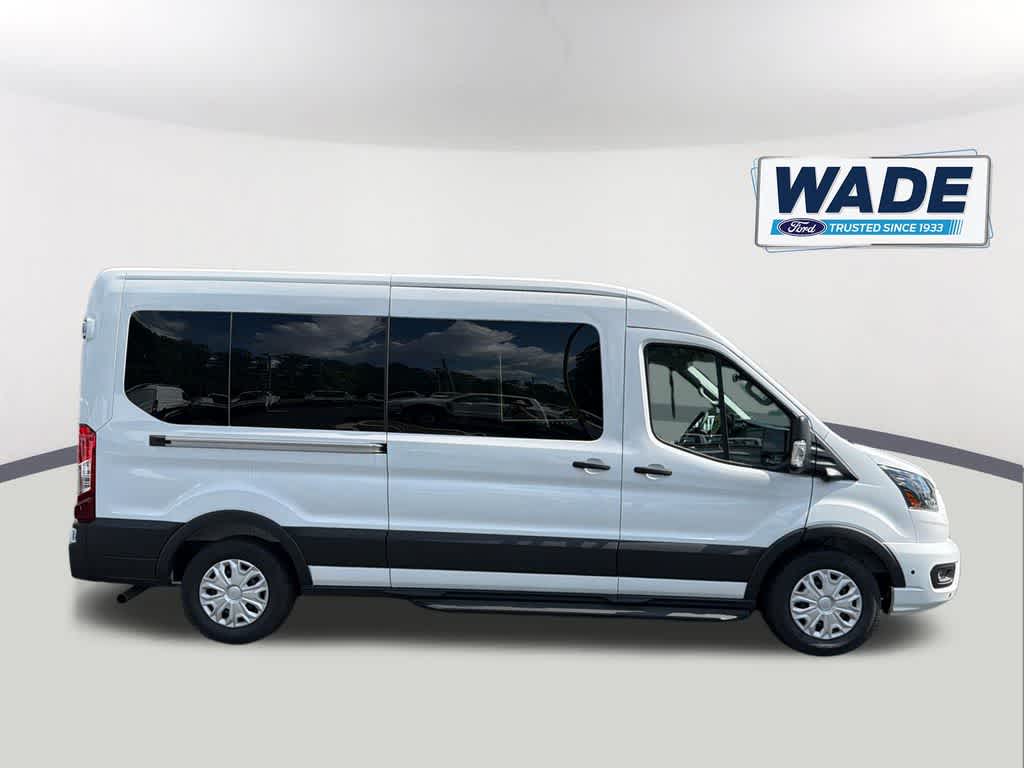 2026 Ford Transit Passenger Wagon XLT