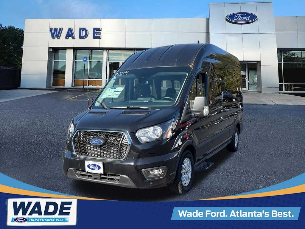 2024 Ford Transit Passenger Wagon XLT