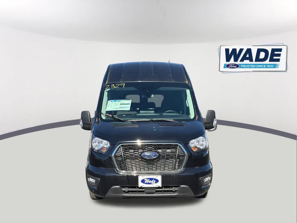 2024 Ford Transit Passenger Wagon XLT