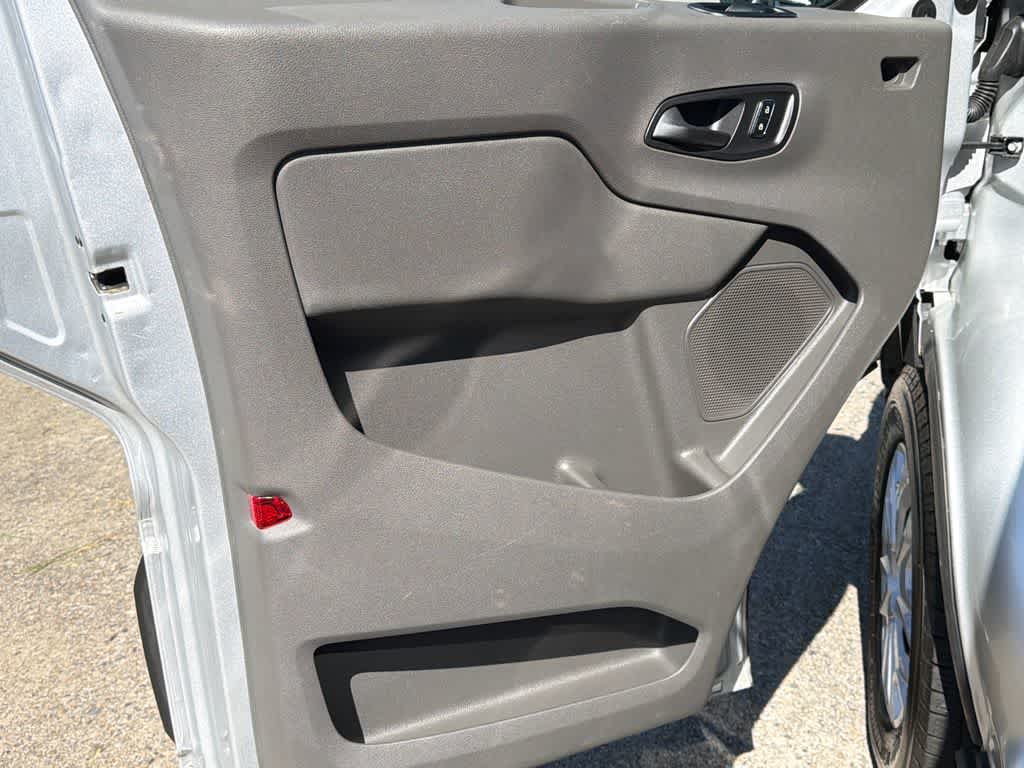 2024 Ford Transit Passenger Wagon XLT