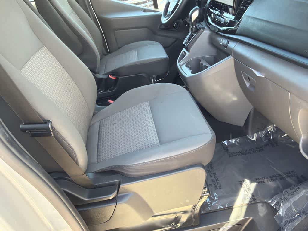 2024 Ford Transit Passenger Wagon XLT
