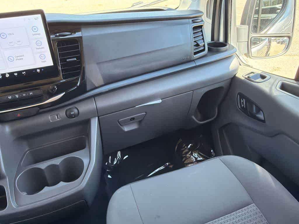 2024 Ford Transit Passenger Wagon XLT