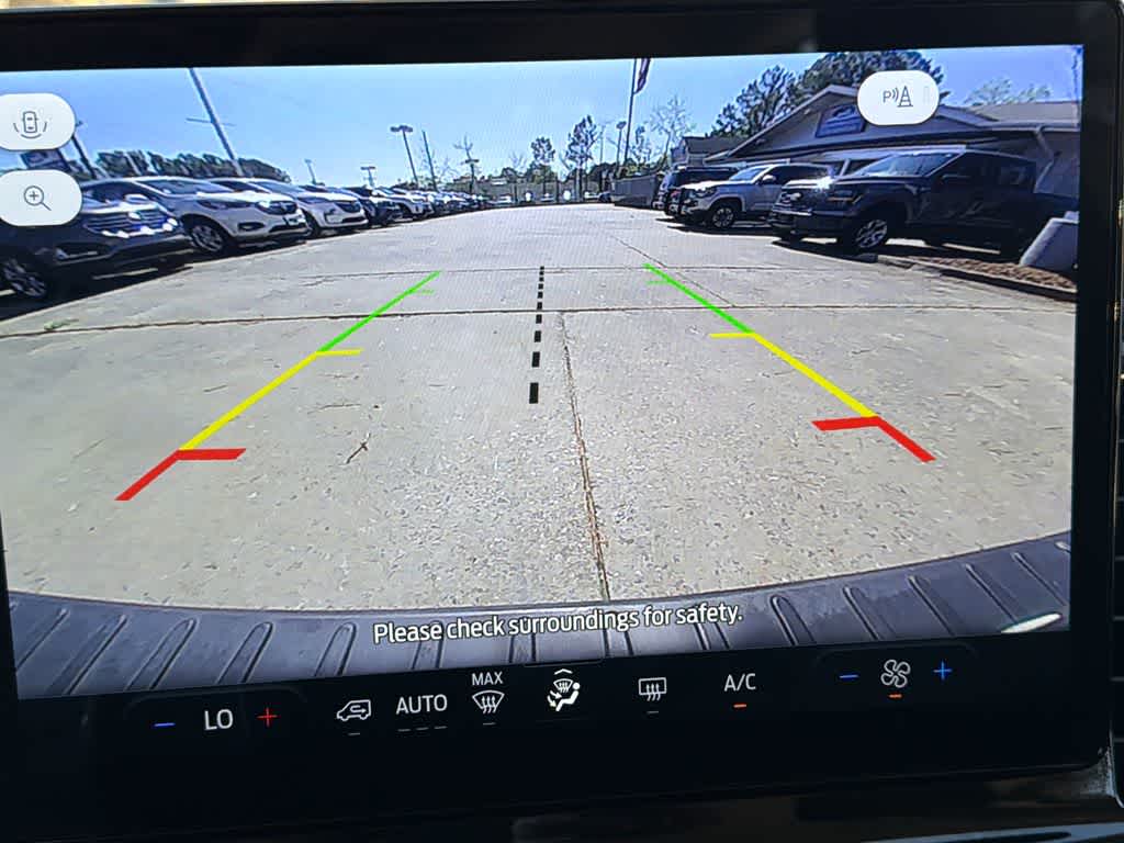 2024 Ford Transit Passenger Wagon XLT