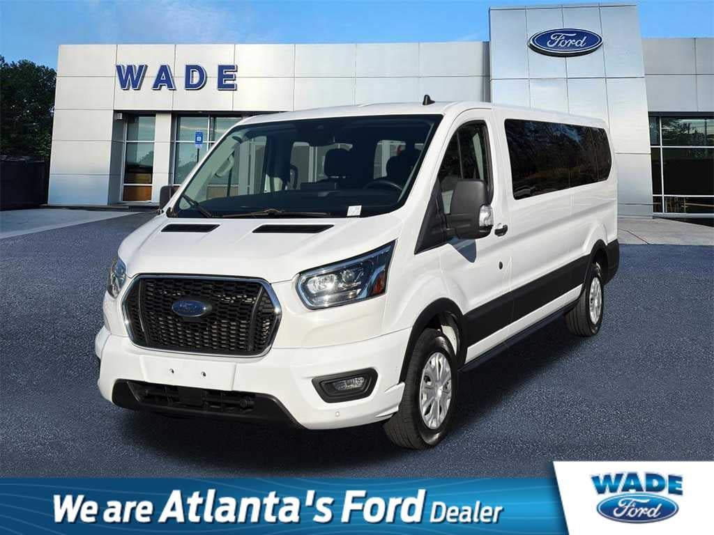 2023 Ford Transit Passenger XLT