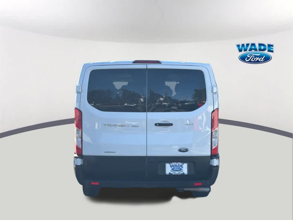2023 Ford Transit Passenger XLT