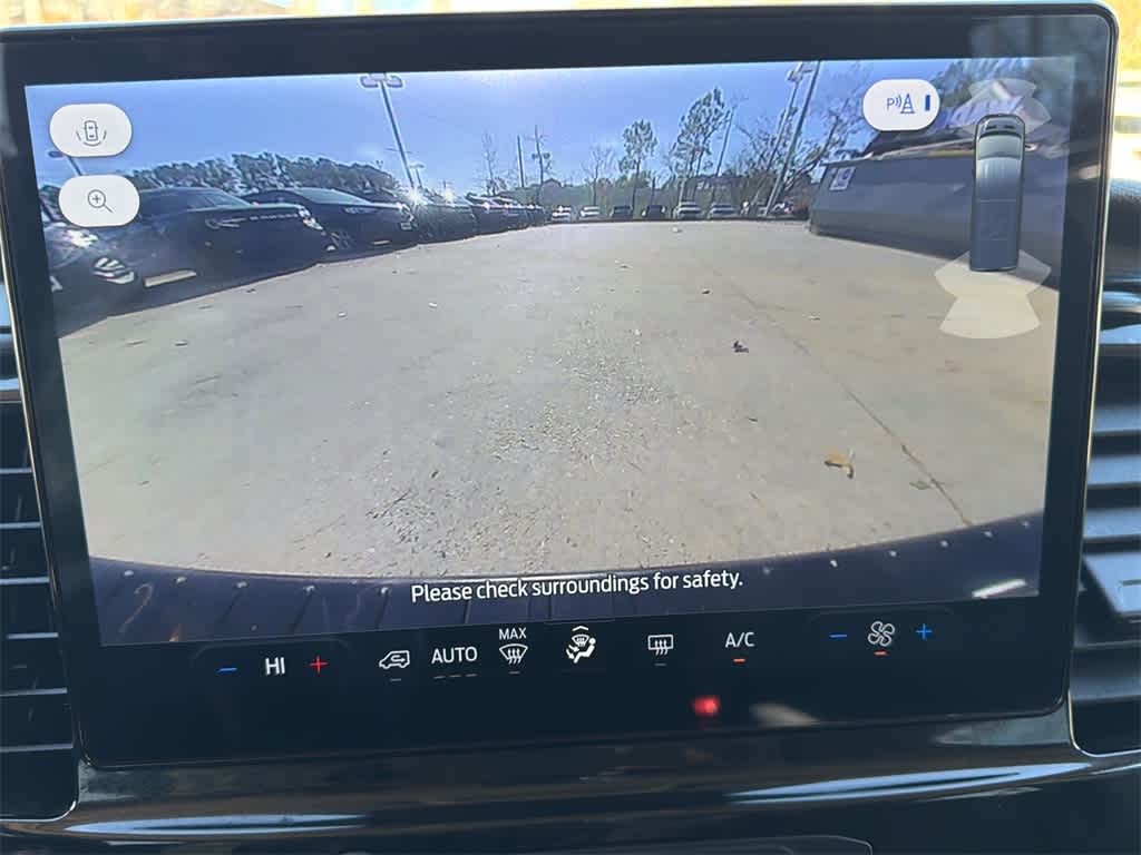 2023 Ford Transit Passenger XLT