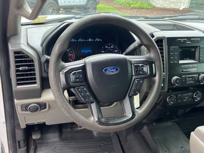 2019 Ford Super Duty F-350 DRW Chassis Cab XL