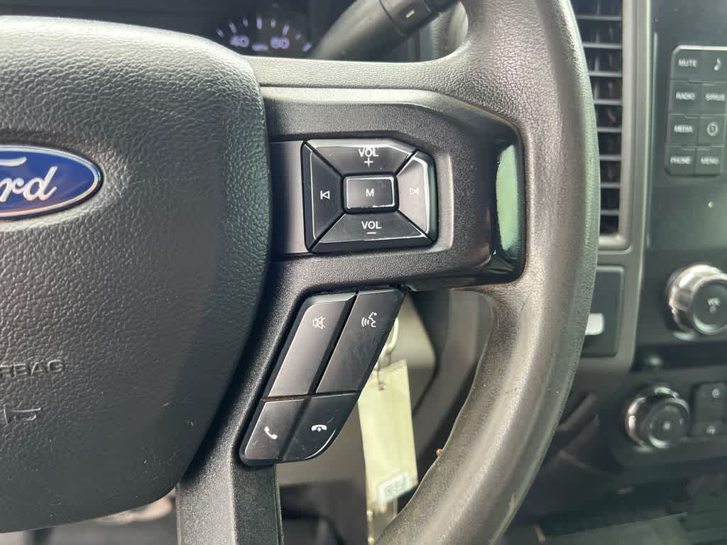 2019 Ford Super Duty F-350 DRW Chassis Cab XL