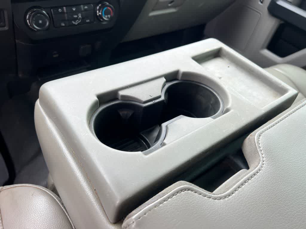 2019 Ford Super Duty F-350 DRW Chassis Cab XL