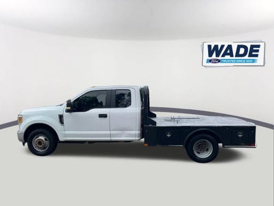 2019 Ford Super Duty F-350 DRW Chassis Cab XL