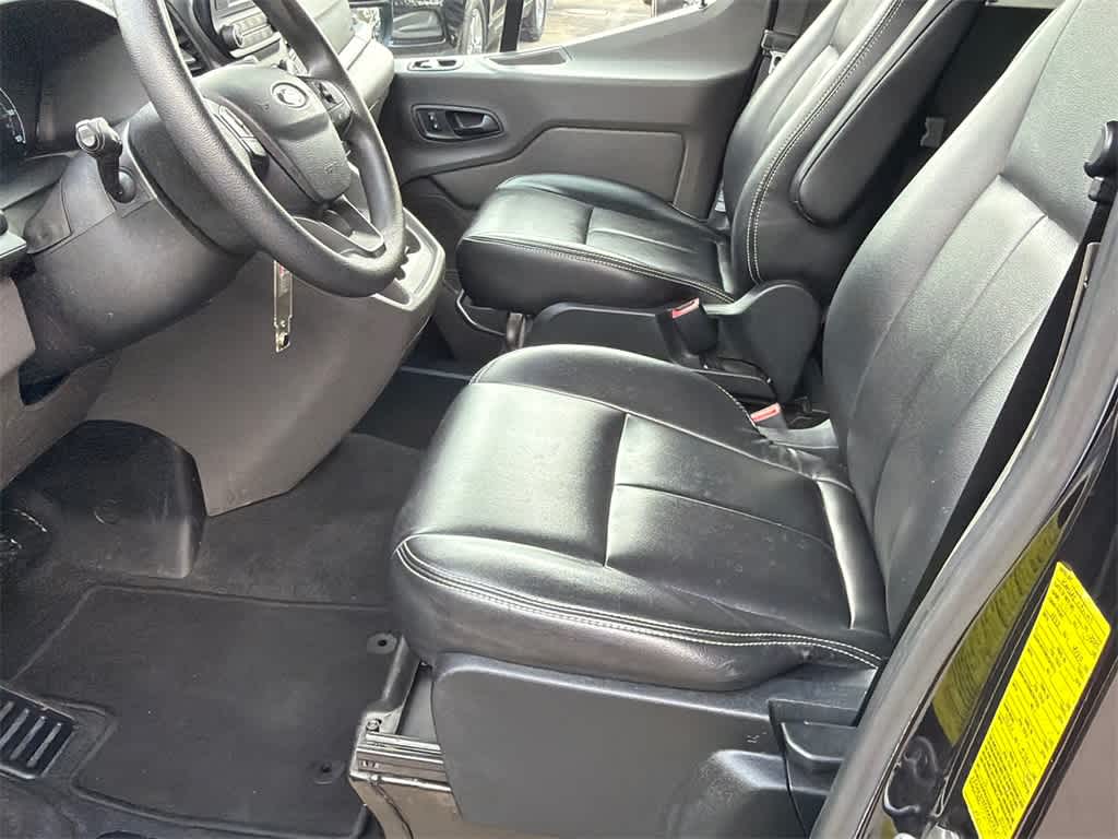 2020 Ford Transit Passenger Wagon XLT