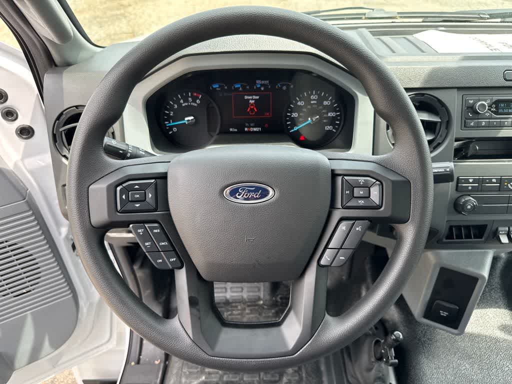 2025 Ford F-750 Straight Frame Gas Base