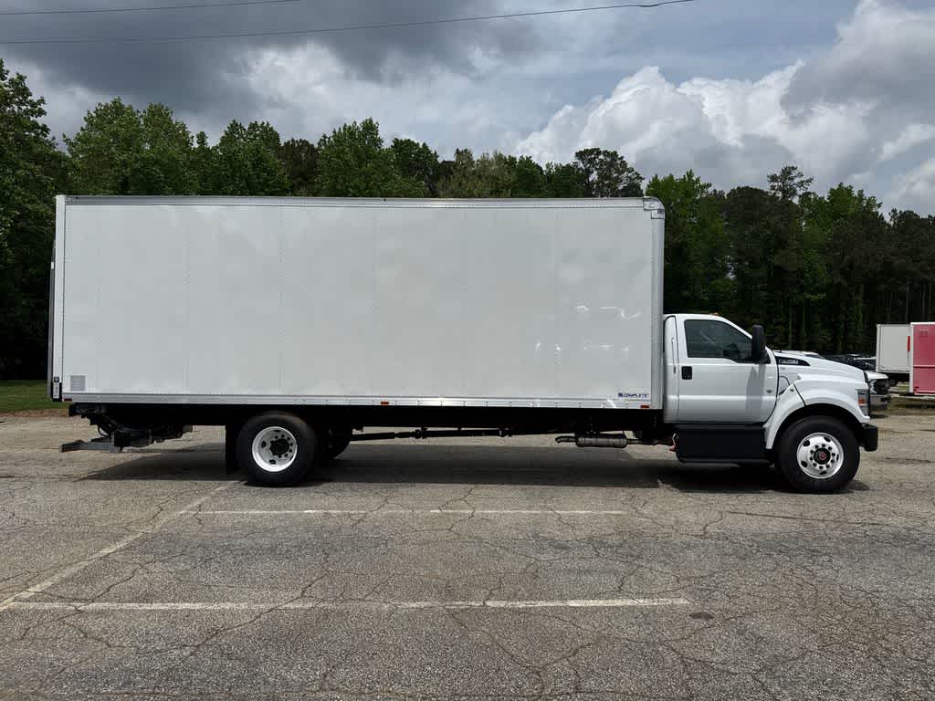 2025 Ford F-750 Straight Frame Gas Base