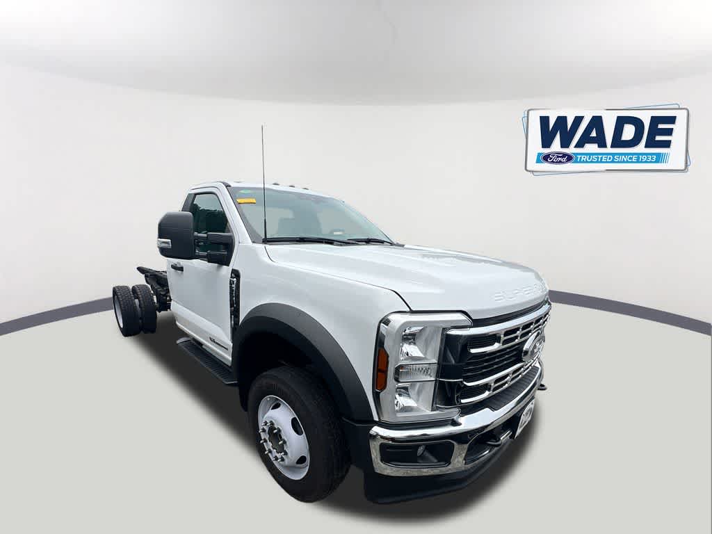 2024 Ford Super Duty F-550 DRW F-550® XL