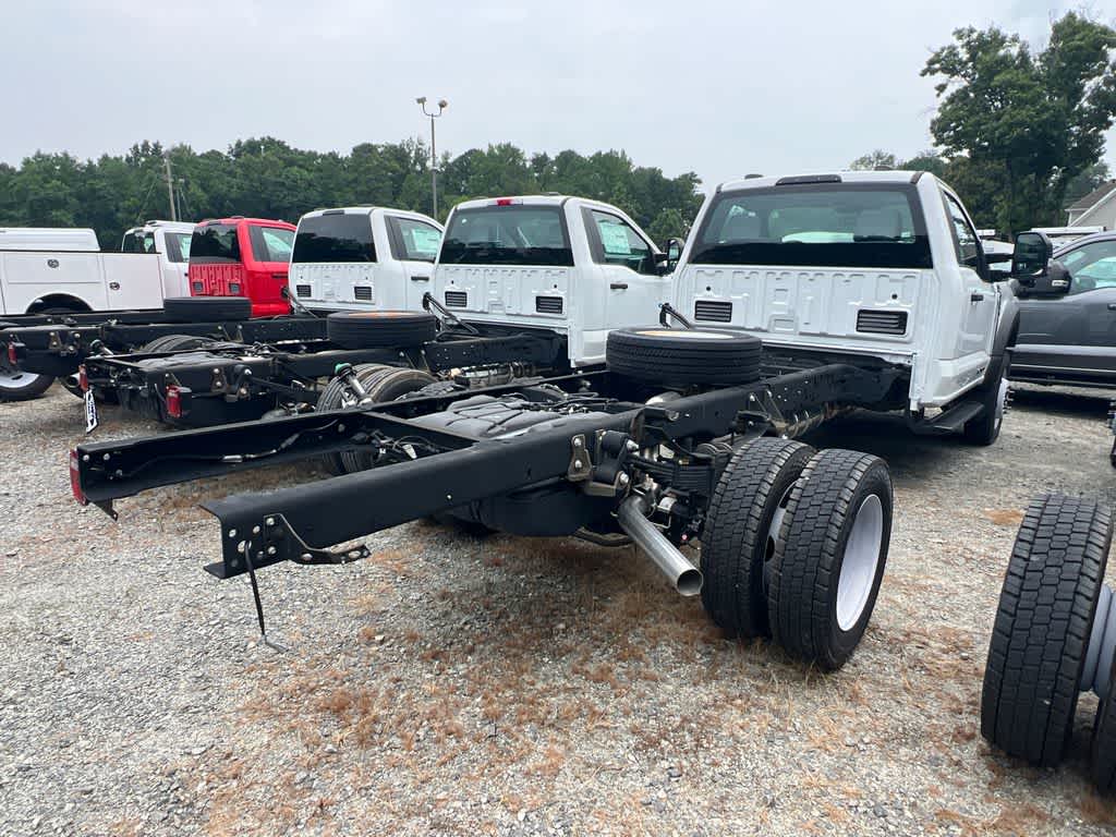 2024 Ford Super Duty F-550 DRW F-550® XL