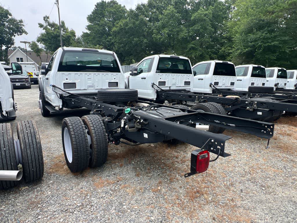 2024 Ford Super Duty F-550 DRW F-550® XL