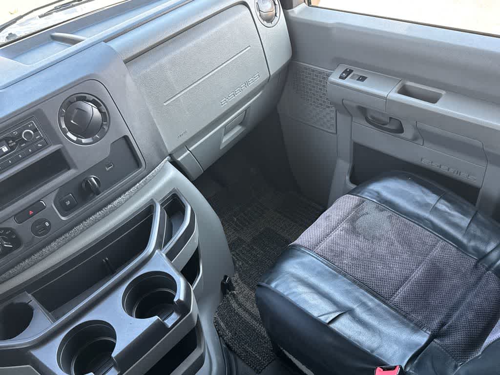 2023 Ford E-Series Cutaway Base DRW