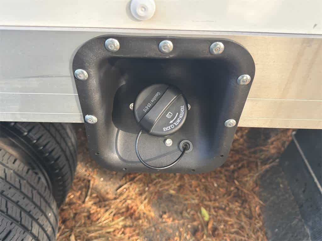 2023 Ford E-Series Cutaway Base DRW