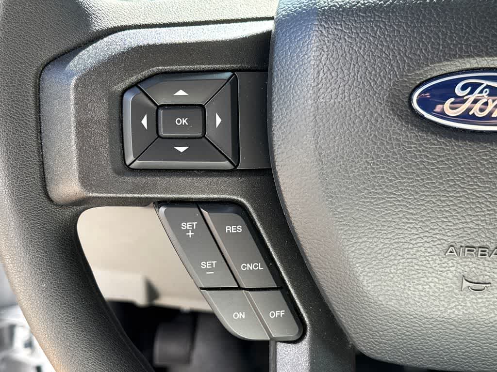 2025 Ford E-Series Cutaway E-450 DRW 158" WB