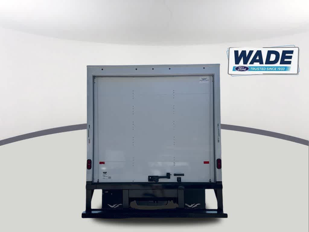 2025 Ford E-Series Cutaway E-450 DRW 158" WB