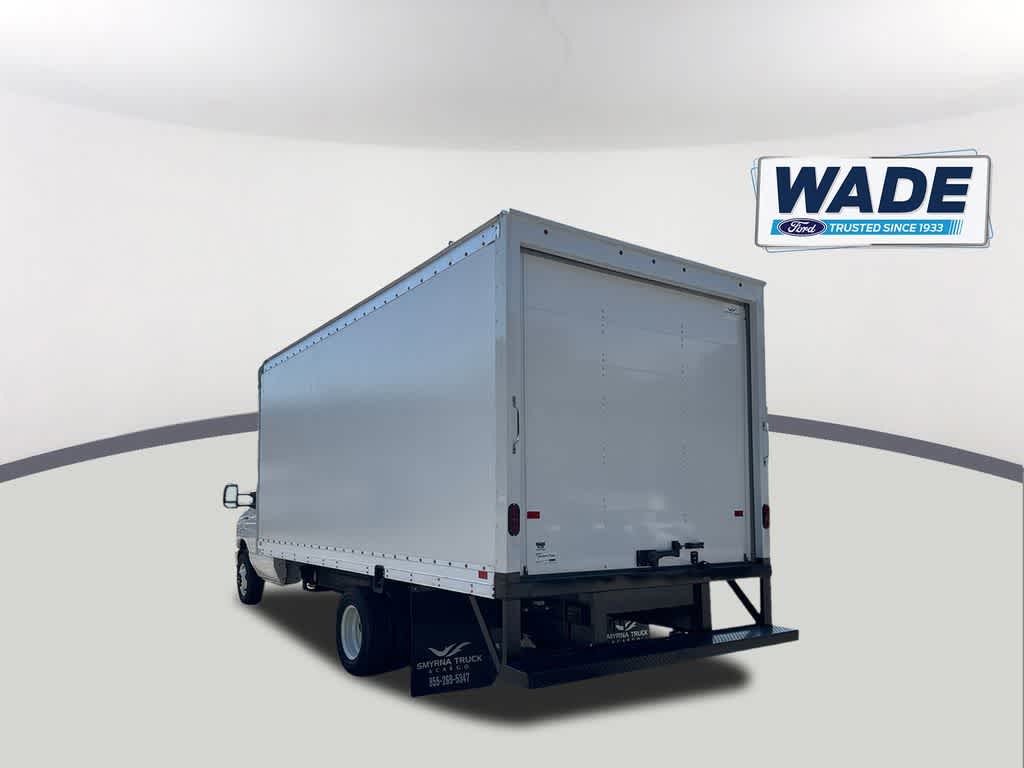 2025 Ford E-Series Cutaway E-450 DRW 158" WB