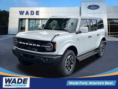 2026 Ford Bronco Outer Banks