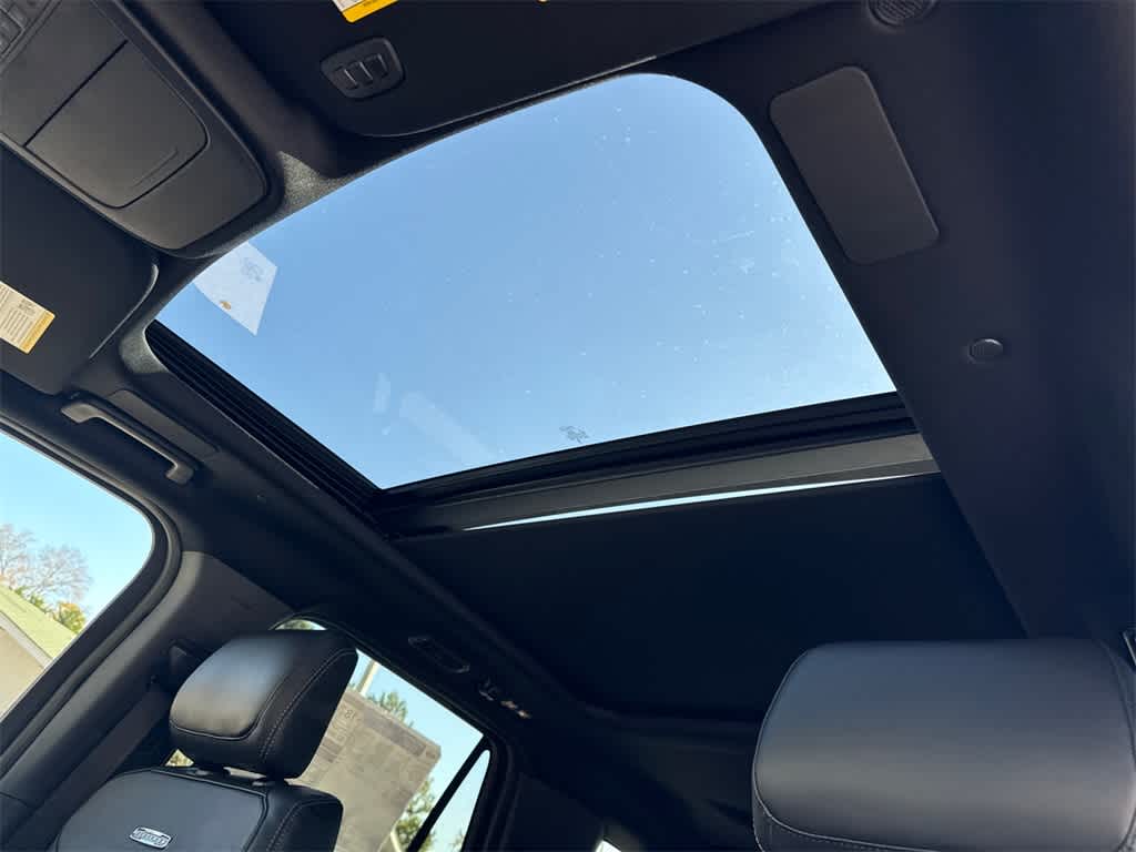 2025 Ford Expedition Platinum