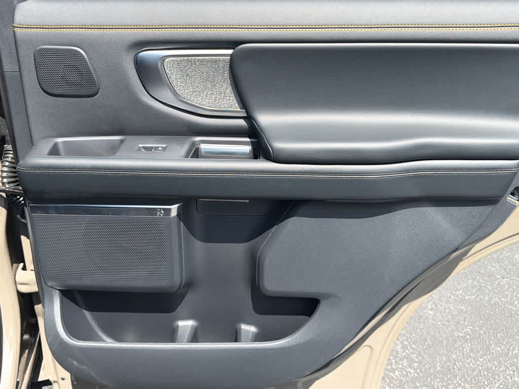 2027 Ford Expedition Tremor