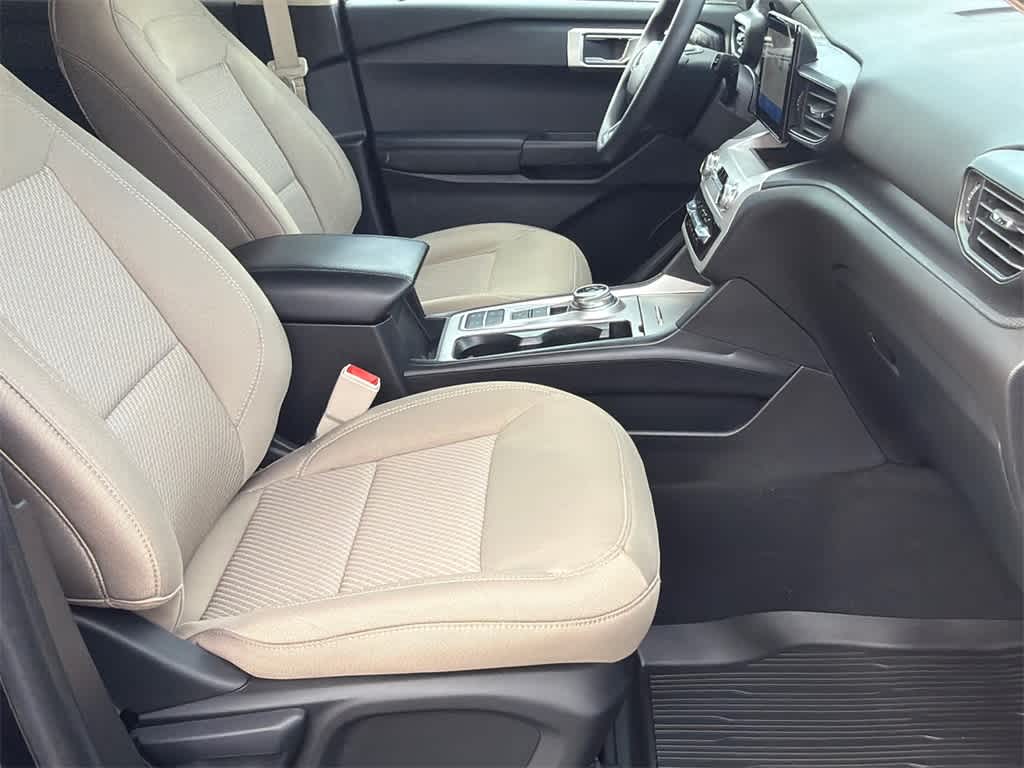 2024 Ford Explorer Base