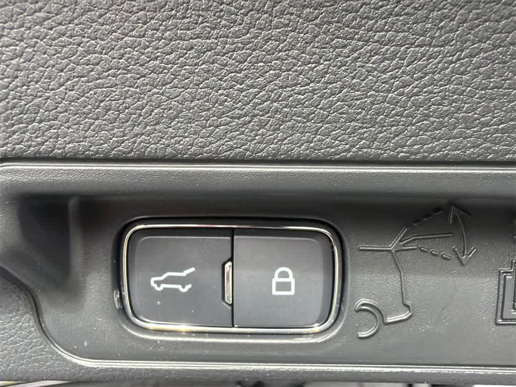 2024 Ford Explorer Base