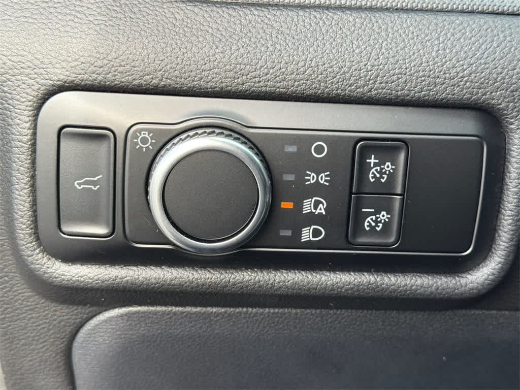 2024 Ford Explorer Base