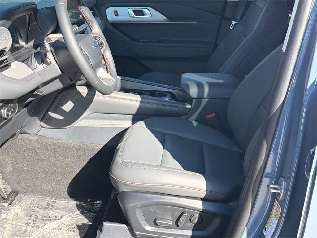 2026 Ford Explorer Active w/100A Pkg