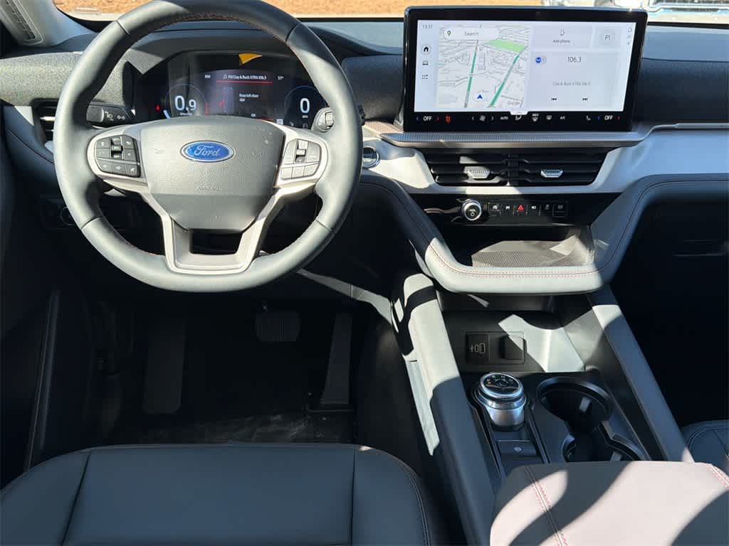 2026 Ford Explorer Active w/100A Pkg