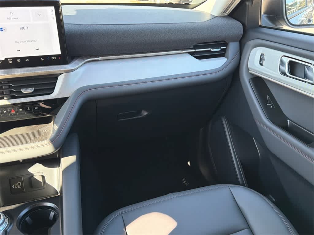 2026 Ford Explorer Active w/100A Pkg