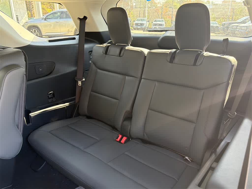 2026 Ford Explorer Active w/100A Pkg