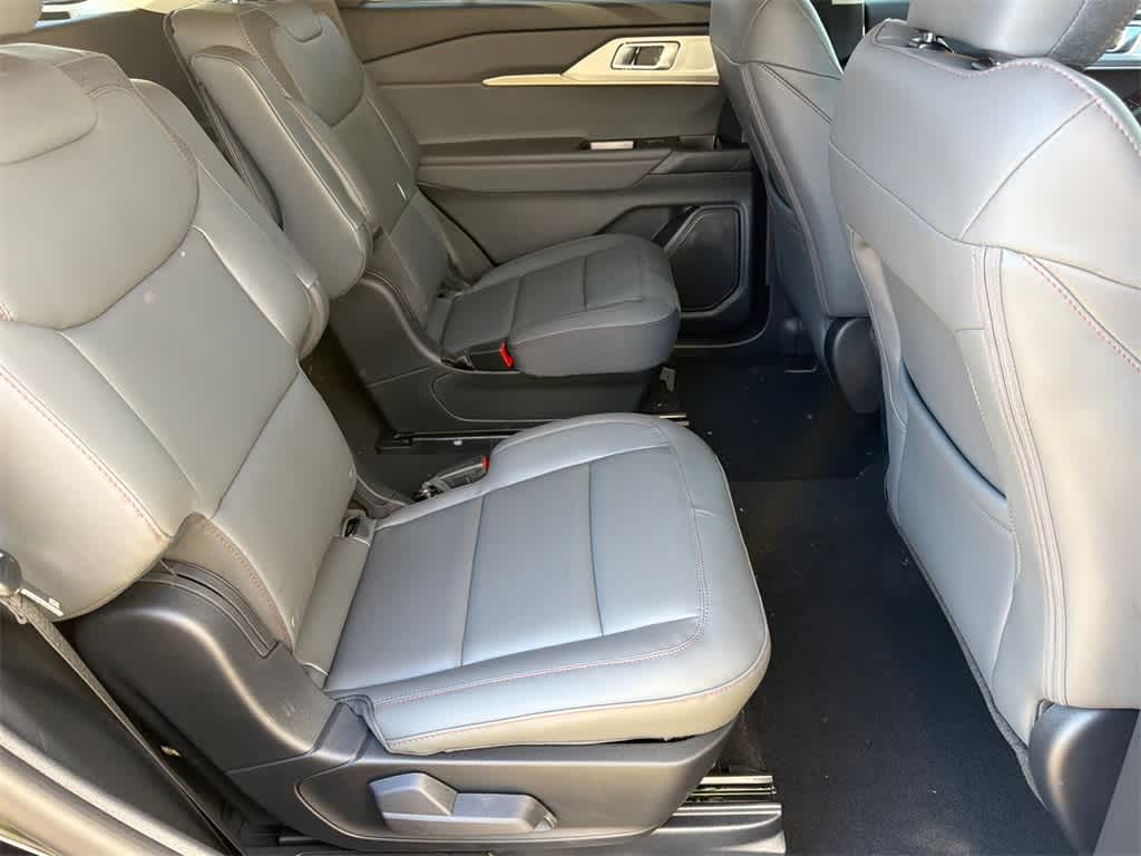 2026 Ford Explorer Active w/100A Pkg