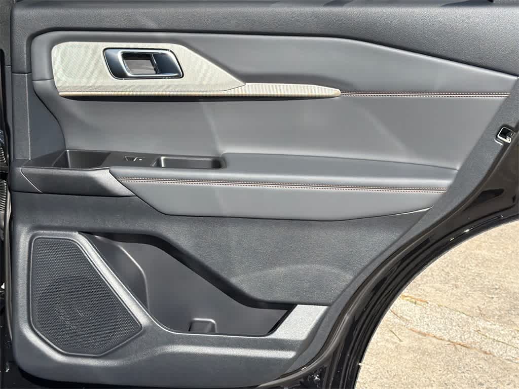 2026 Ford Explorer Active w/100A Pkg