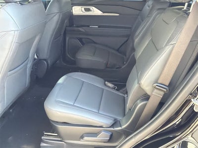 2026 Ford Explorer Active w/100A Pkg