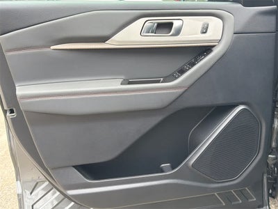 2026 Ford Explorer Active w/100A Pkg