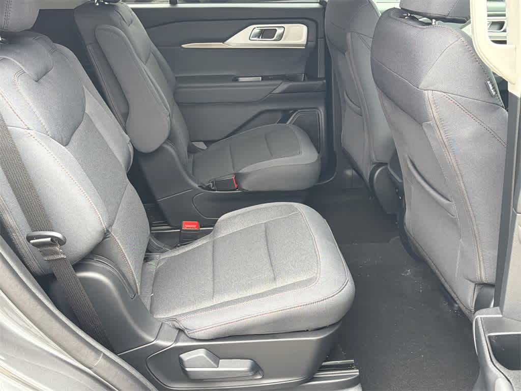 2026 Ford Explorer Active w/100A Pkg