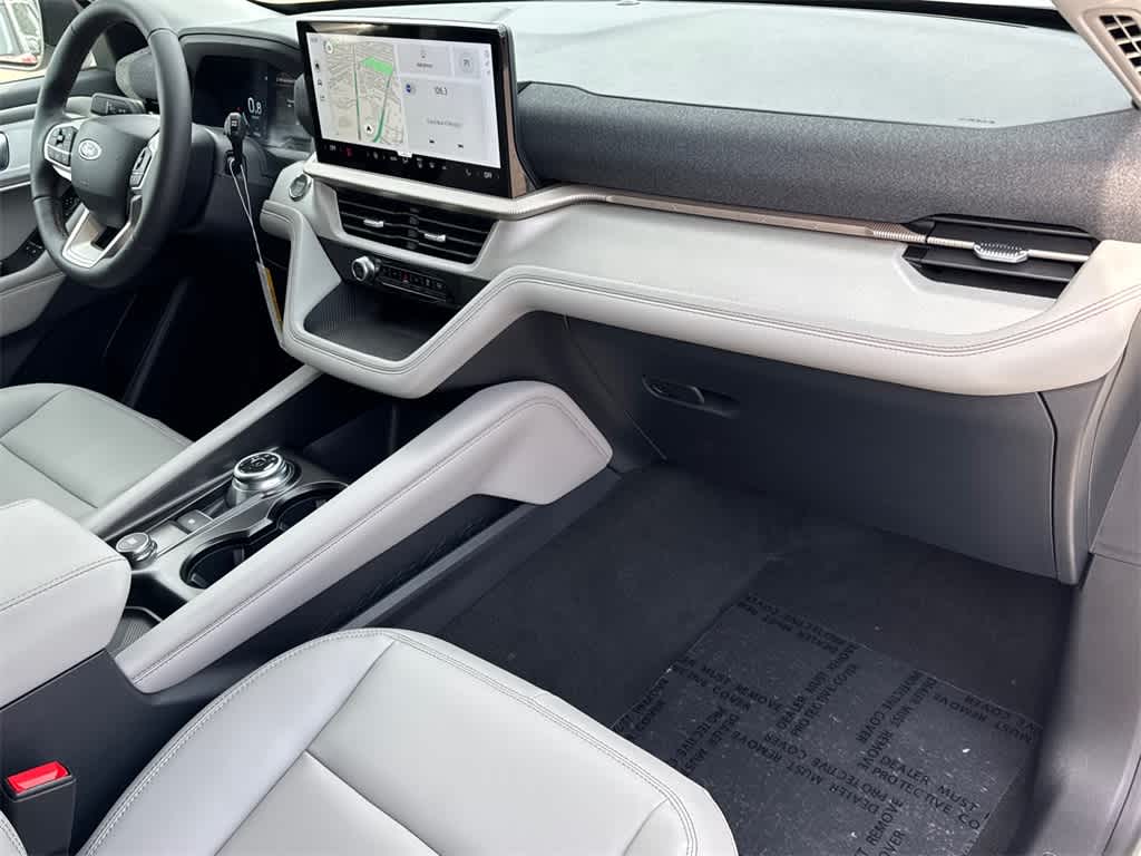 2026 Ford Explorer Active w/100A Pkg