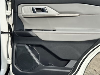 2026 Ford Explorer Active w/100A Pkg