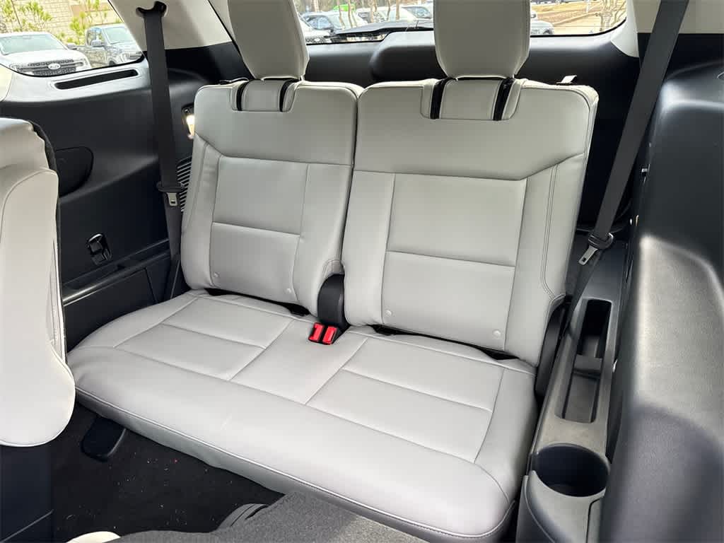 2026 Ford Explorer Active w/100A Pkg