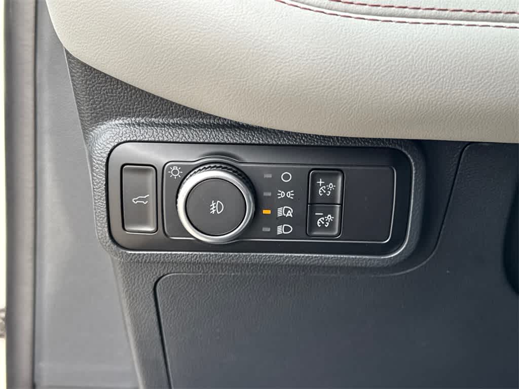 2026 Ford Explorer Active w/100A Pkg